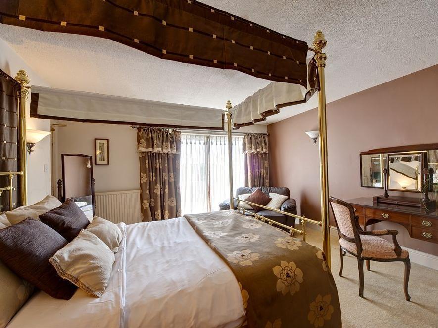 Clough Manor Hotel Denshaw Eksteriør billede