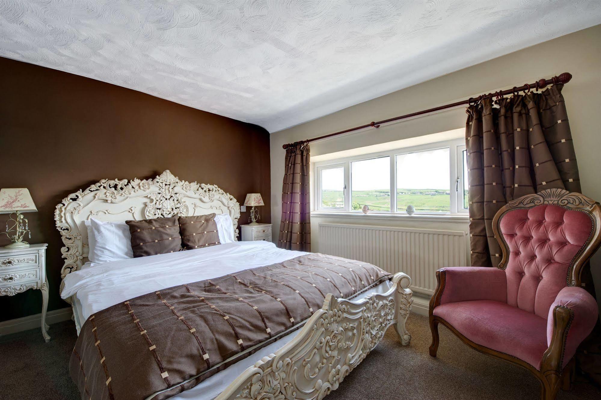 Clough Manor Hotel Denshaw Eksteriør billede