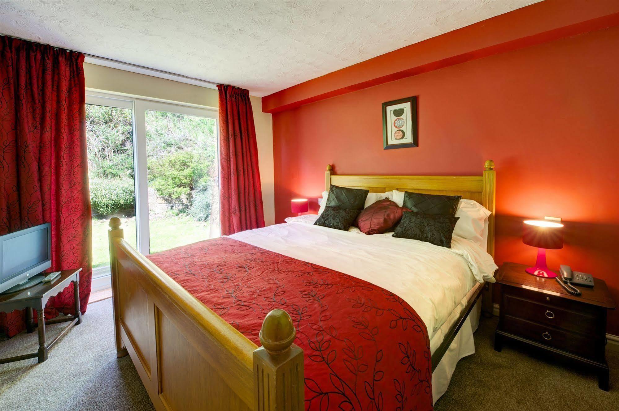 Clough Manor Hotel Denshaw Eksteriør billede